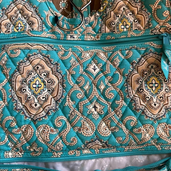 Teal Vera Bradley hanging toiletry travel organizer - Picture 3 of 6